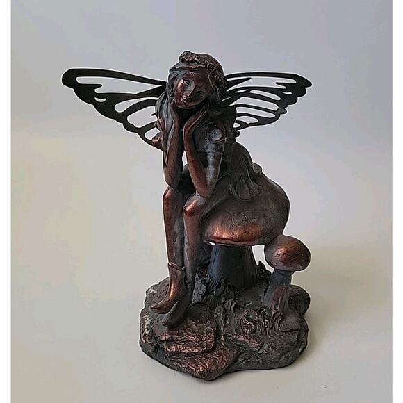 Bronze Resin Seated Fairy Atop Mushroom Caps Figurine Enchanted Fantasy Magical - Picture 1 of 11